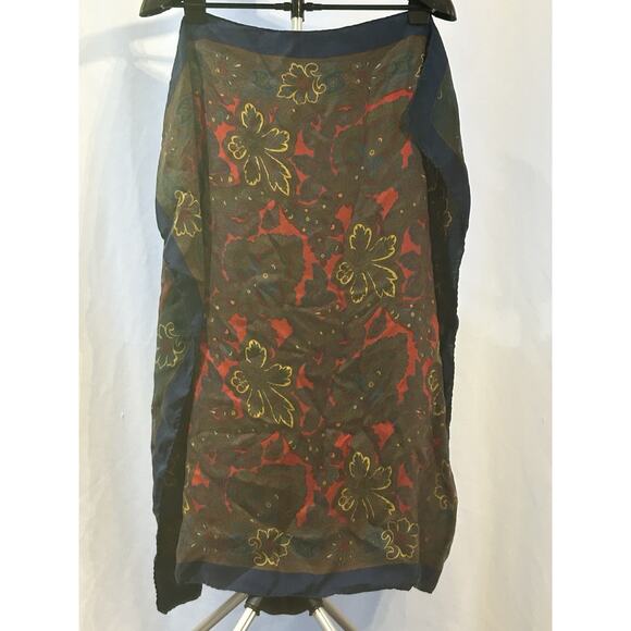 100% Silk Scarf Made in Italy 32" x 32" - Picture 2 of 4